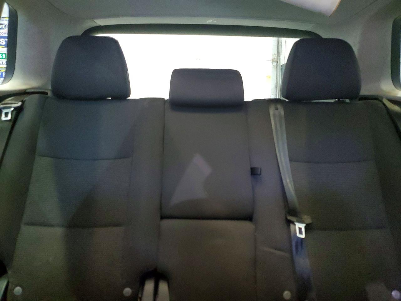 2013 Volkswagen Tiguan S Silver vin: WVGBV3AX2DW578185