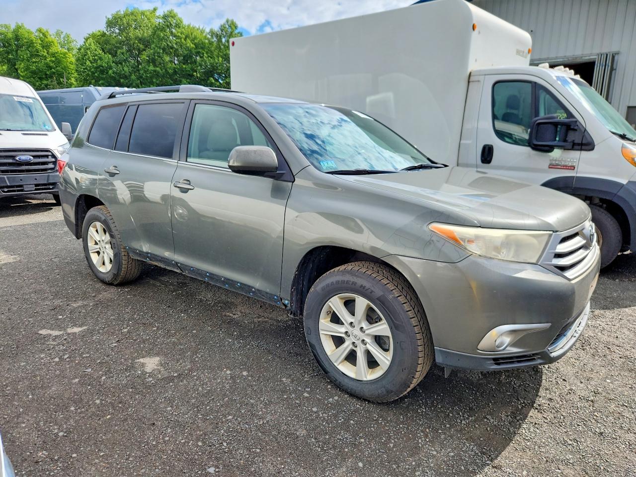 2011 Toyota Highlander Base Gray vin: 5TDBK3EH0BS053249