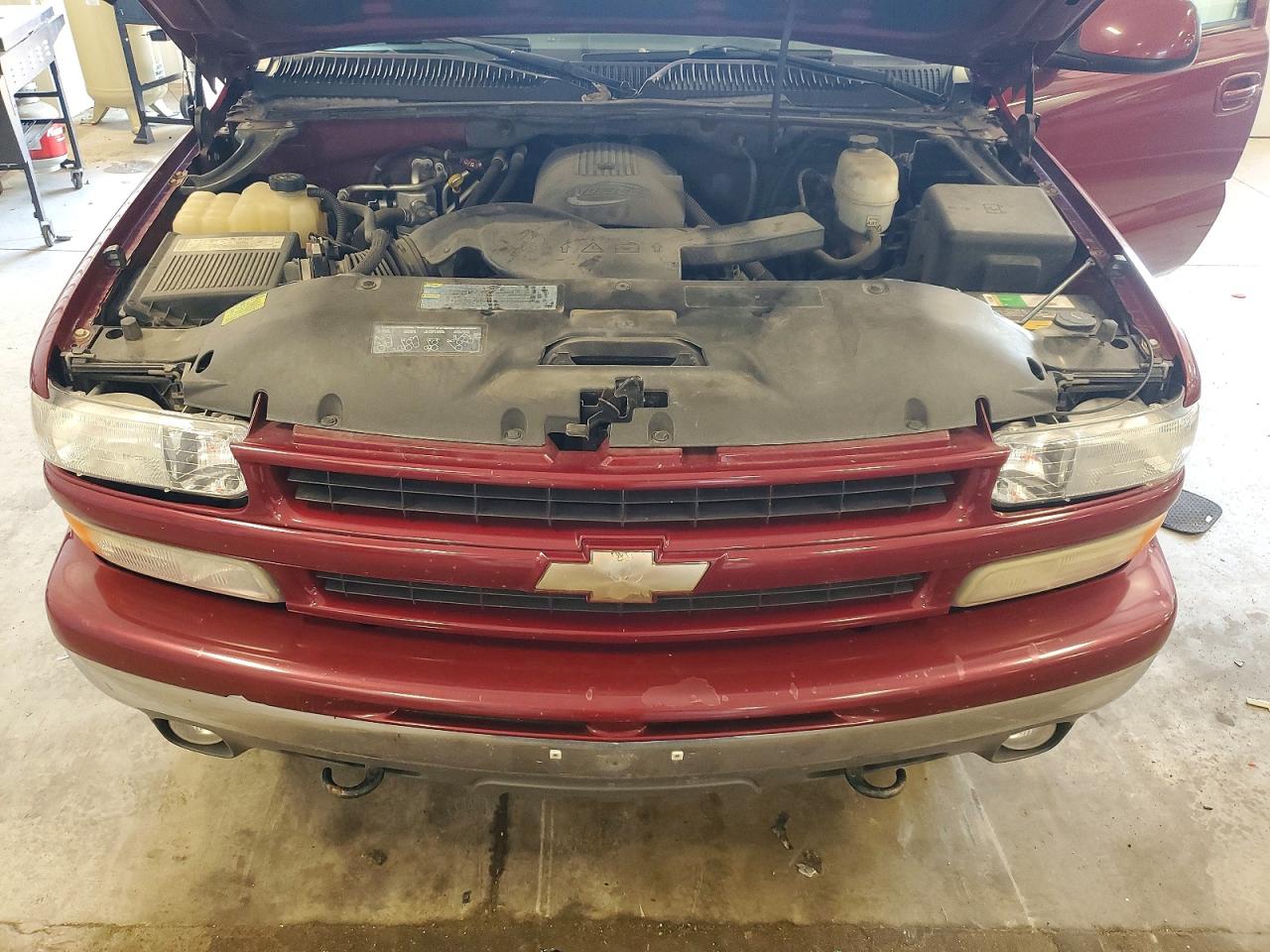 2006 Chevrolet Suburban K1500 Burgundy vin: 3GNFK16Z06G109148