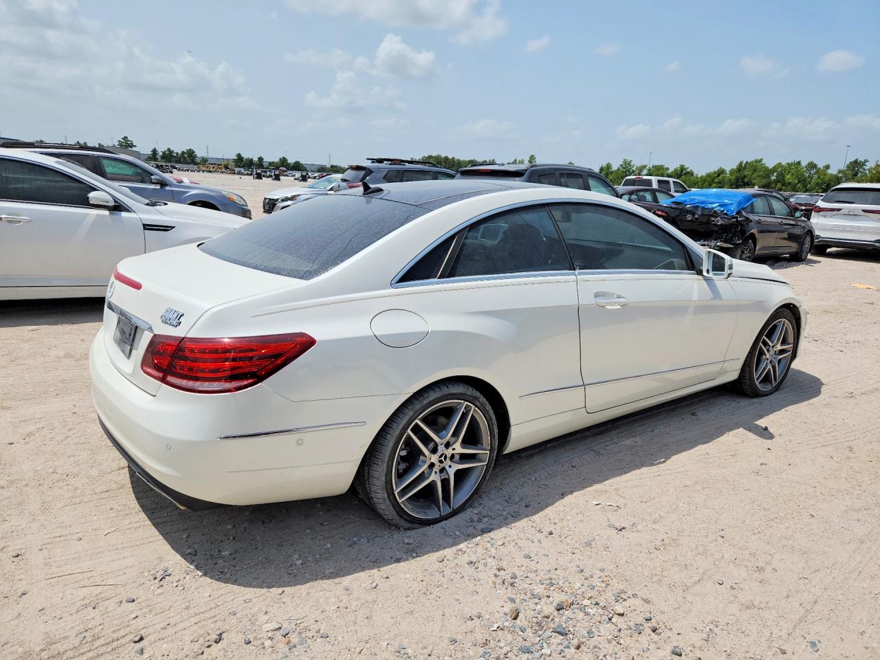 2014 Mercedes-benz E 350 White vin: WDDKJ5KB1EF230352