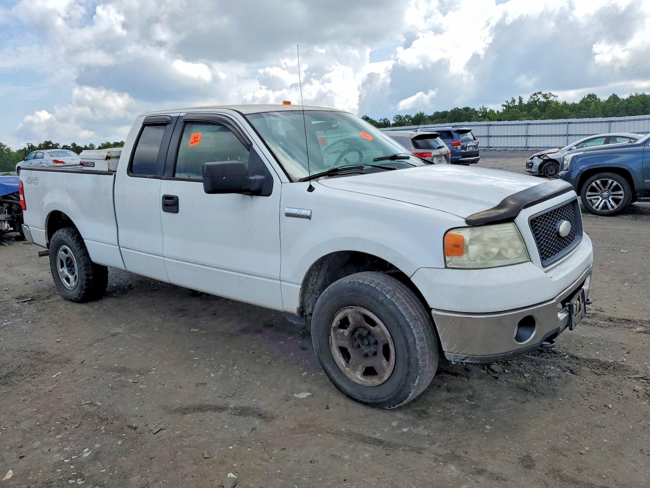 2006 Ford F150 White vin: 1FTRX14W46NA11991