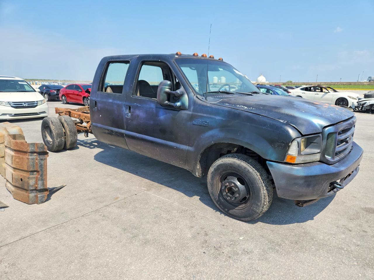 2002 Ford F350 Super Duty Blue vin: 1FDWW36S12EC02298