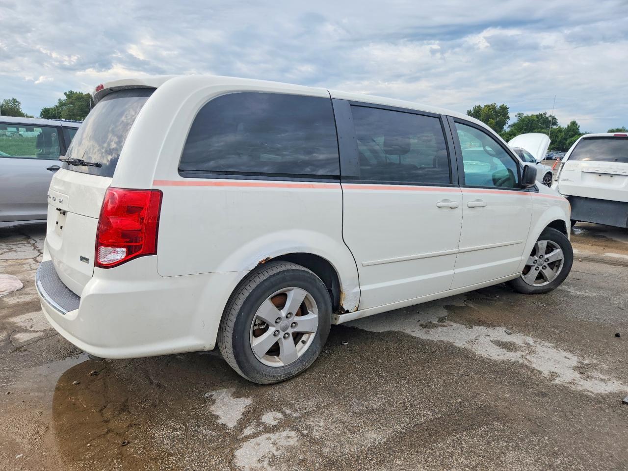 2013 Dodge Grand Caravan Se White vin: 2C4RDGBG9DR616399