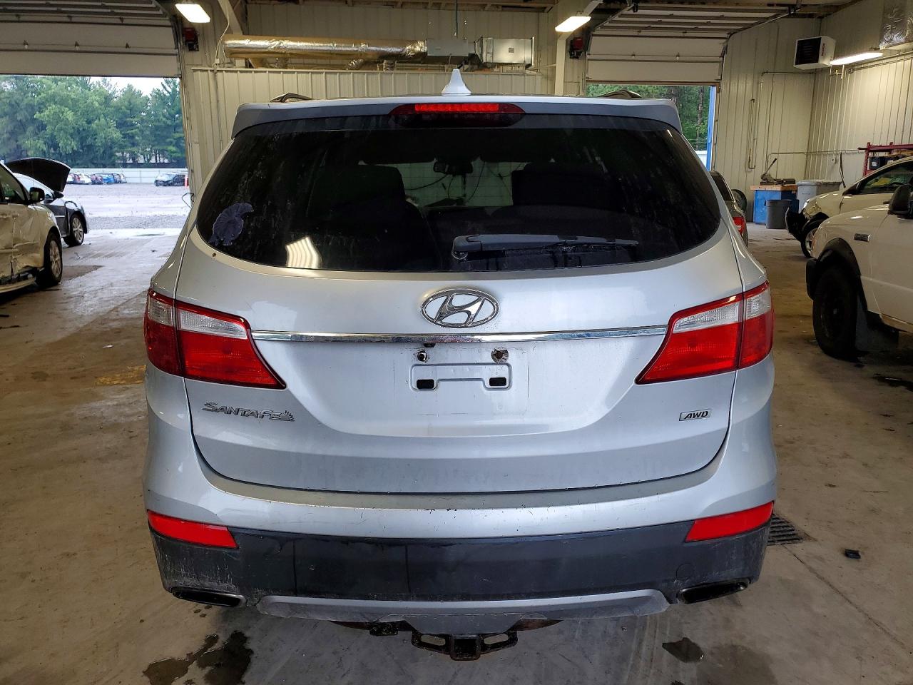 2014 Hyundai Santa Fe Gls Silver vin: KM8SMDHF8EU049343