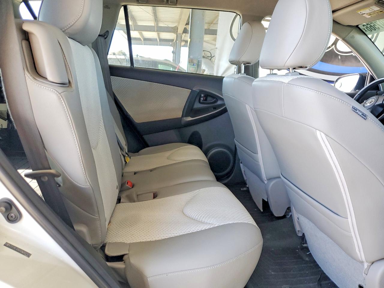 2013 Toyota Rav4 Ev Base White vin: 2T3YL4DV5DW002173