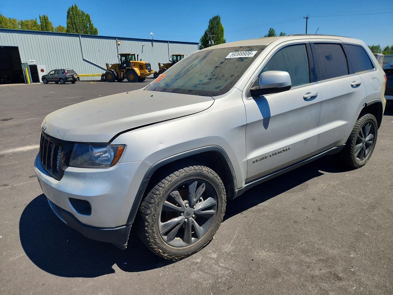 2013 Jeep Grand Cherokee Laredo Silver vin: 1C4RJEAG5DC588432