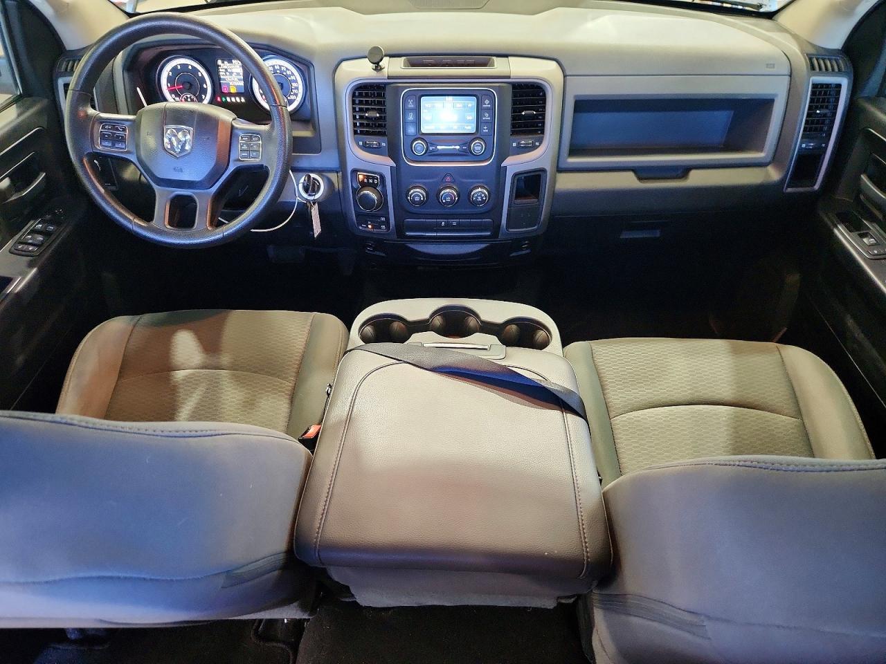 2014 Ram 1500 St White vin: 1C6RR7FT2ES355102