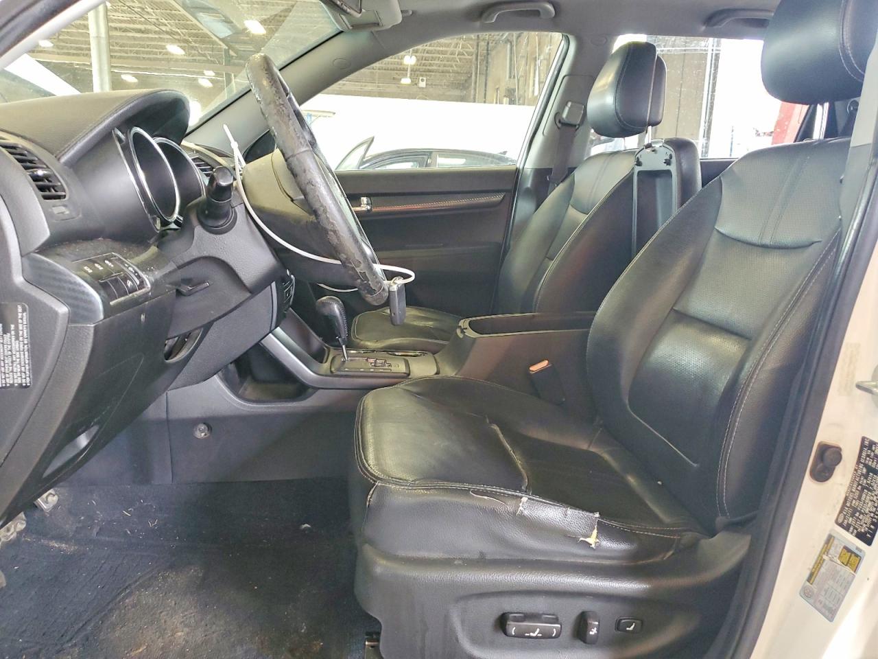 2011 Kia Sorento Sx White vin: 5XYKW4A25BG147829