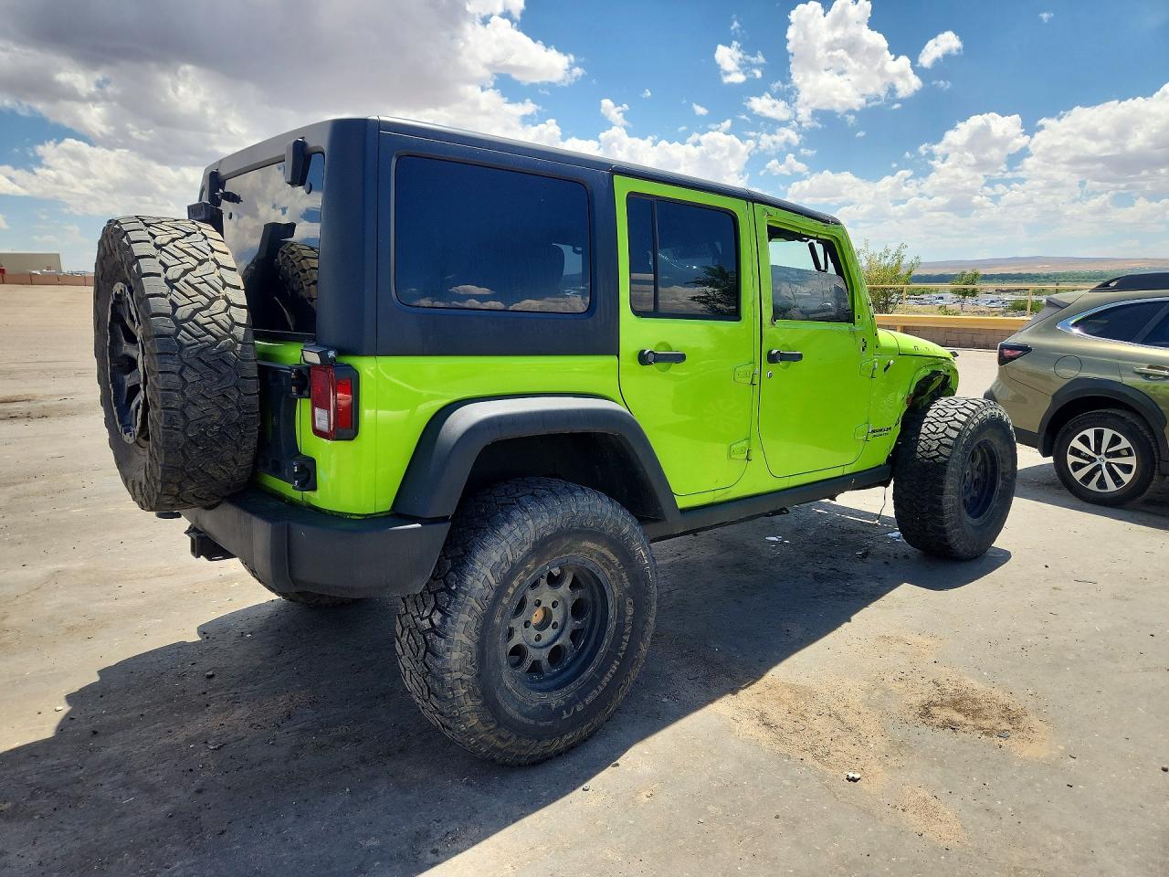 2012 Jeep Wrangler Unlimited Rubicon Green vin: 1C4BJWFG3CL248677