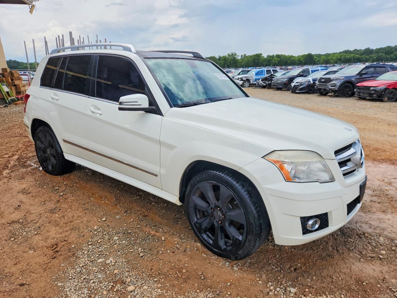 2011 Mercedes-benz Glk 350 4matic White vin: WDCGG8HB3BF674829