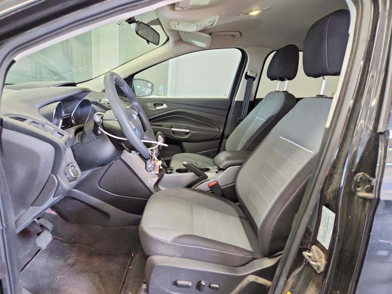 2014 Ford Escape Se Black vin: 1FMCU9GX5EUC93110