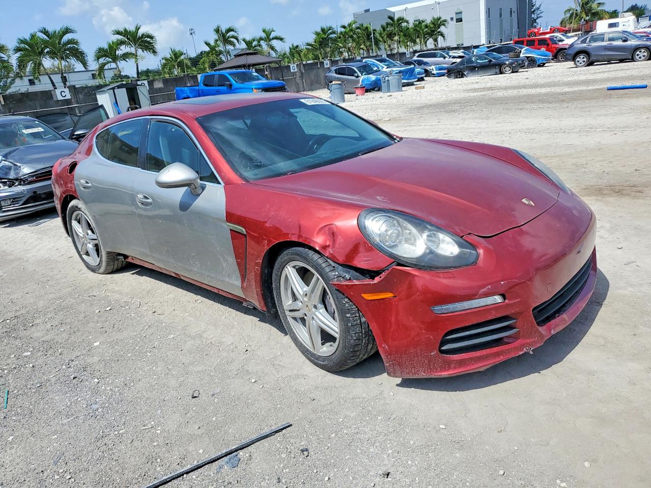 2015 Porsche Panamera 2 Красный vin: WP0AA2A73FL000977