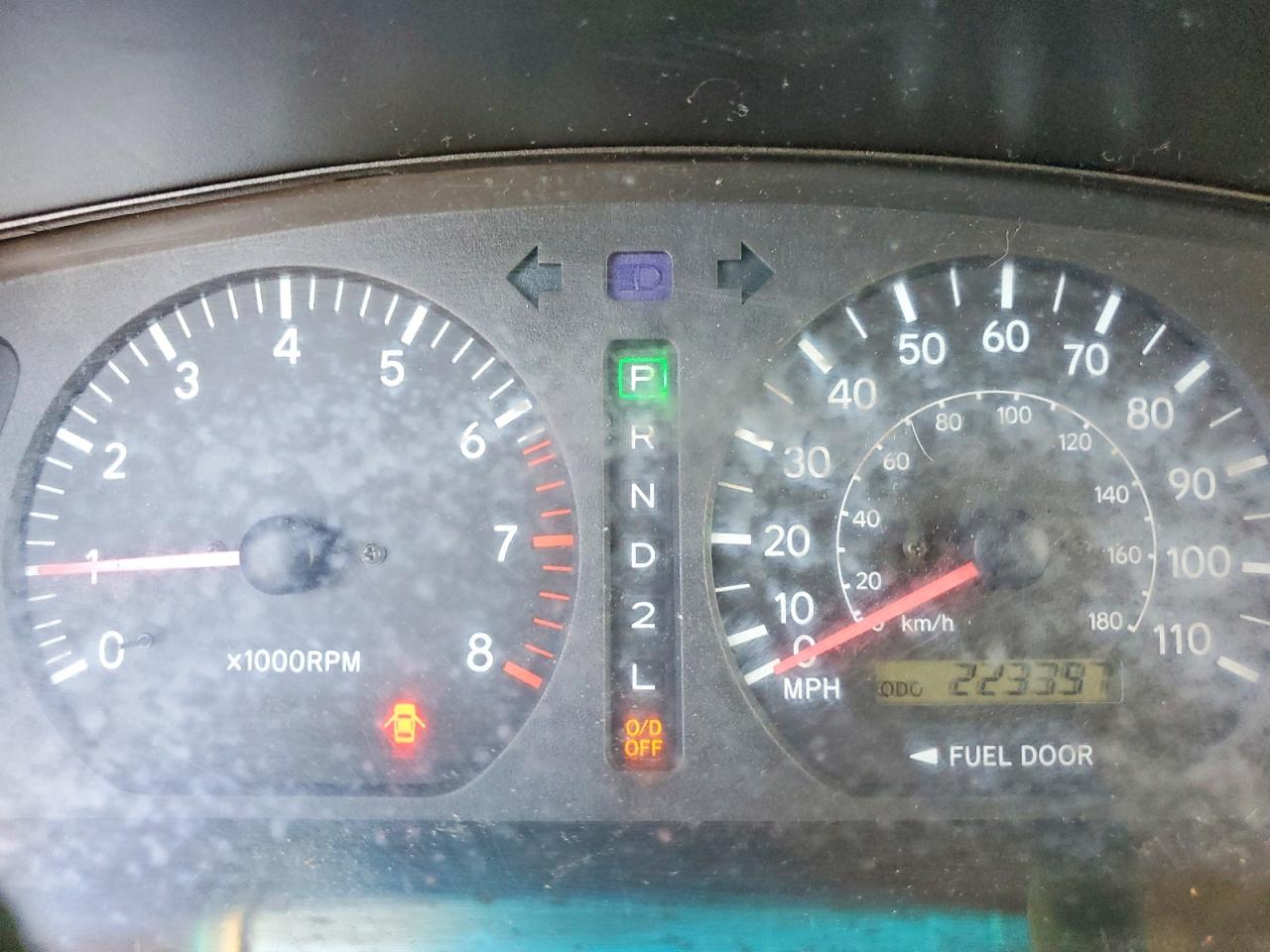 1999 Toyota Sienna Xle Tan vin: 4T3ZF13C9XU112285