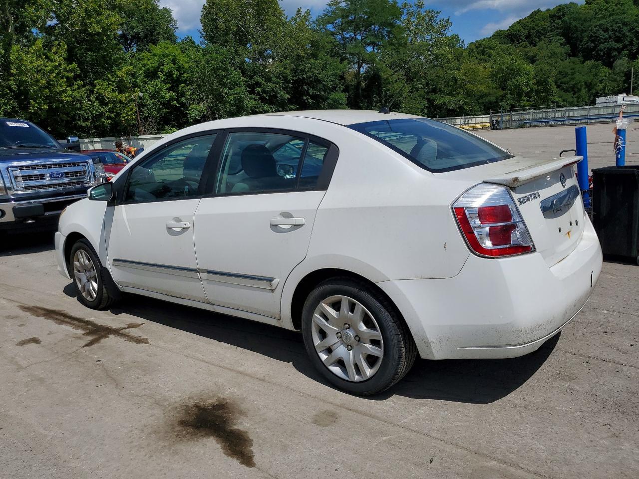 2011 Nissan Sentra 2.0 Белый vin: 3N1AB6AP2BL664239