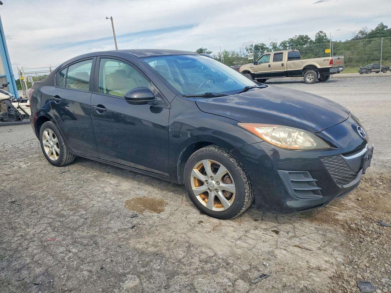 2010 Mazda 3 I Black vin: JM1BL1SG8A1153981