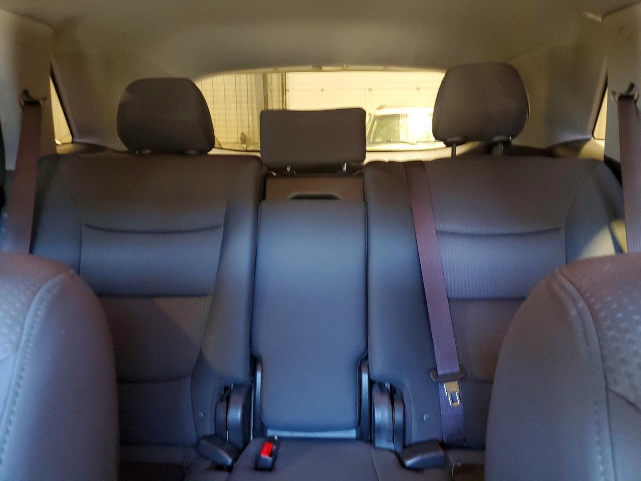 2013 Kia Sorento Lx Silver vin: 5XYKTCA61DG396931