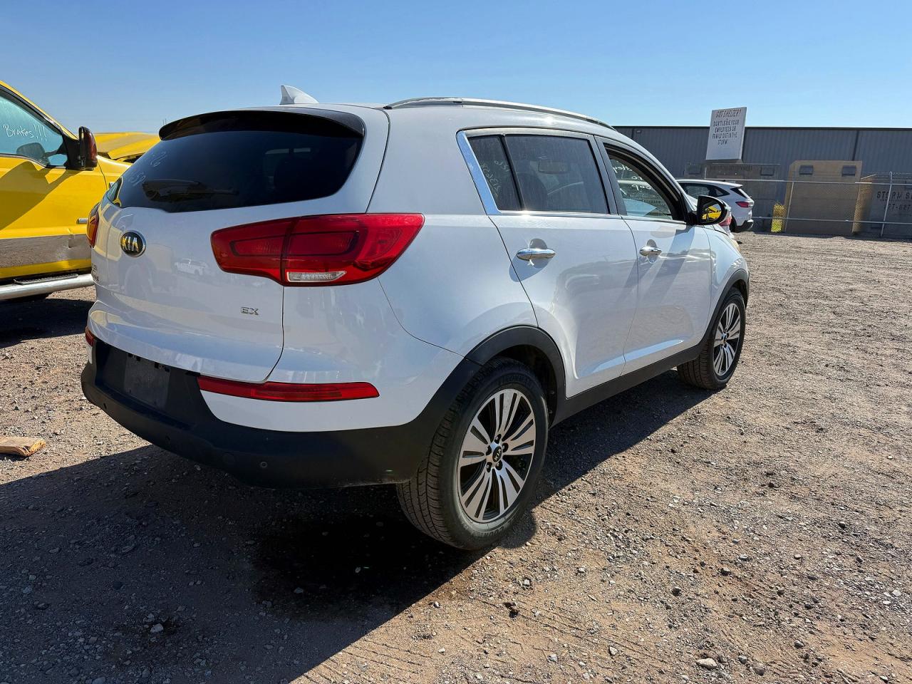 2014 Kia Sportage Ex White vin: KNDPC3AC9E7606122