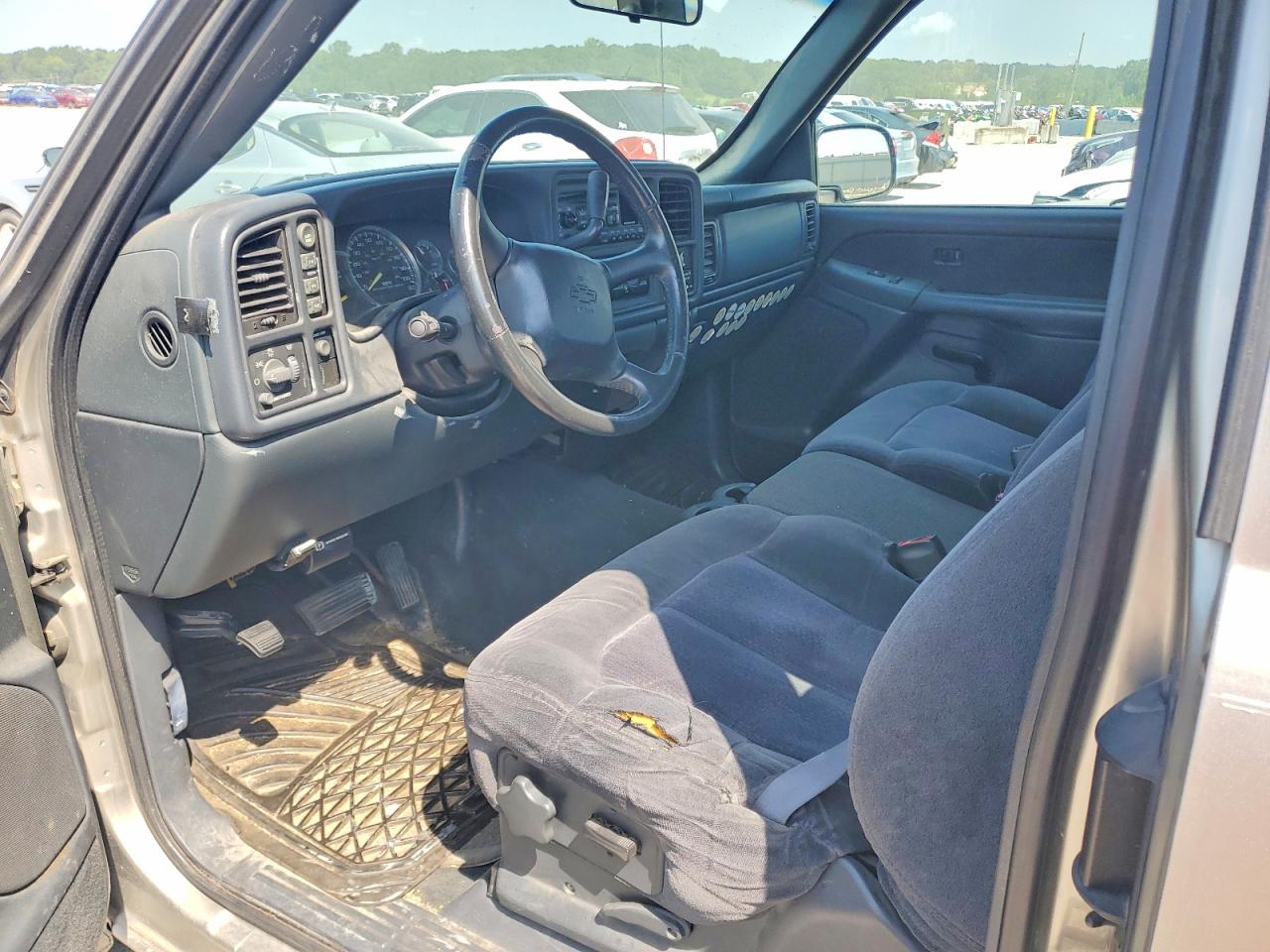 2001 Chevrolet Silverado K1500 Silver vin: 2GCEK19T311389659