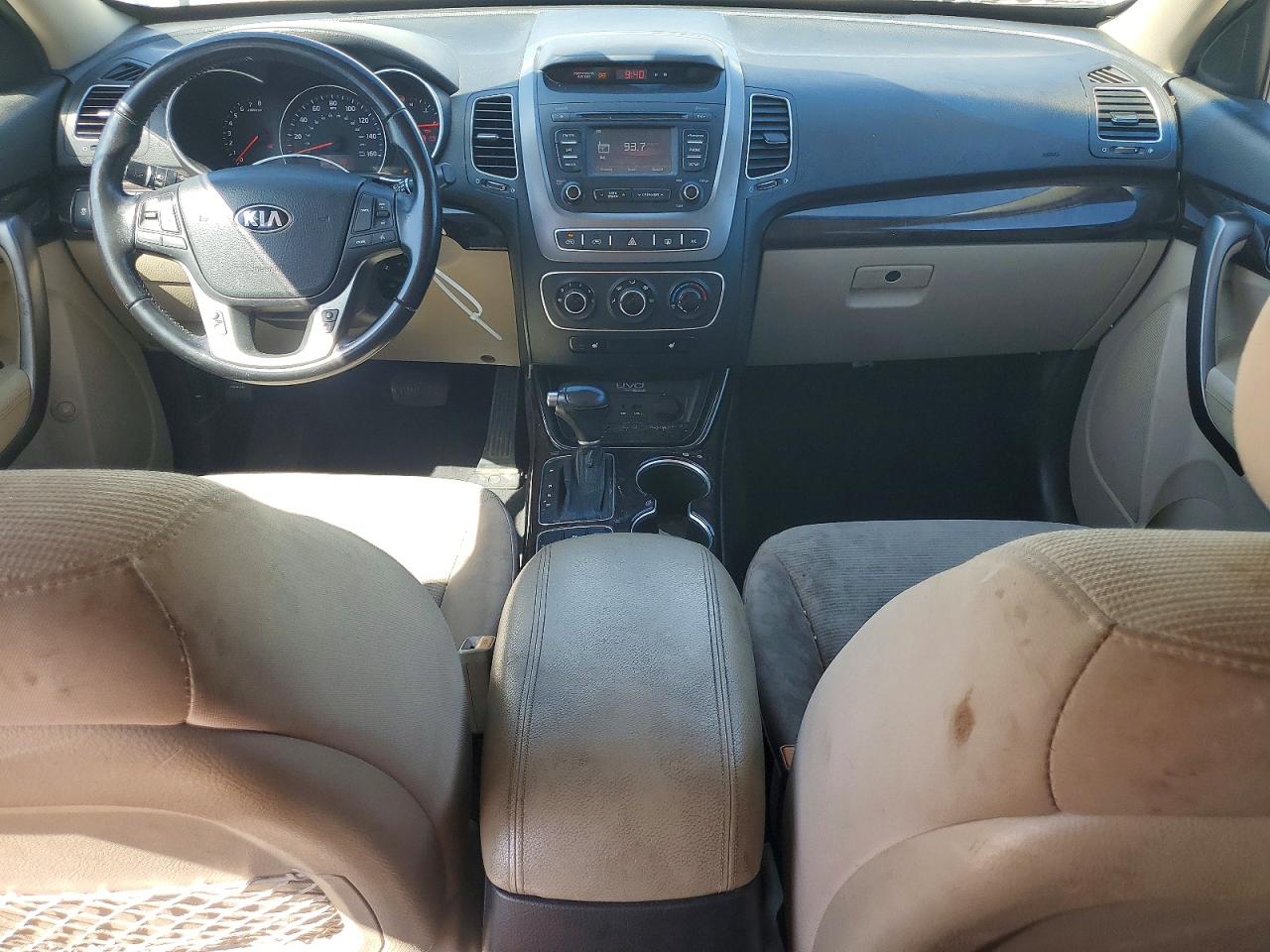 2014 Kia Sorento Lx White vin: 5XYKT3A64EG497057