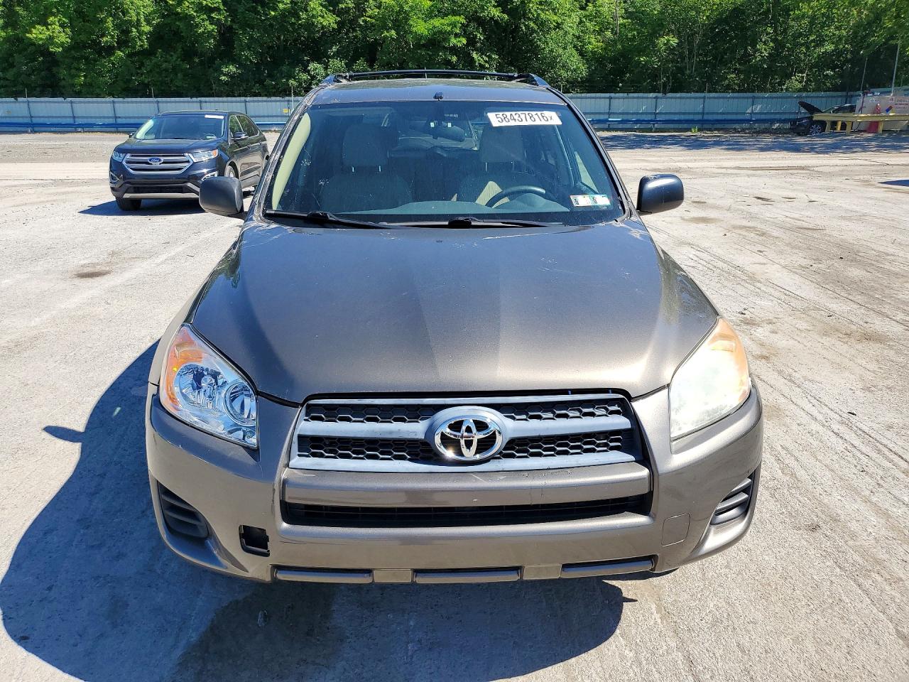 2011 Toyota Rav4 Base Brown vin: 2T3BF4DV9BW086993