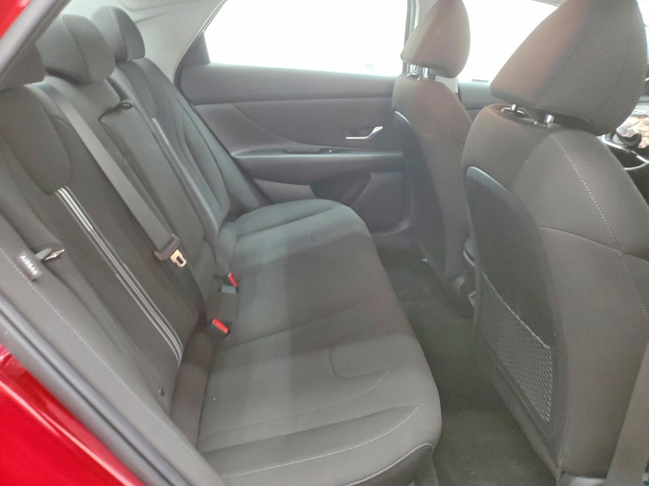 2025 Hyundai Elantra Sel Red vin: KMHLS4DG3SU934084