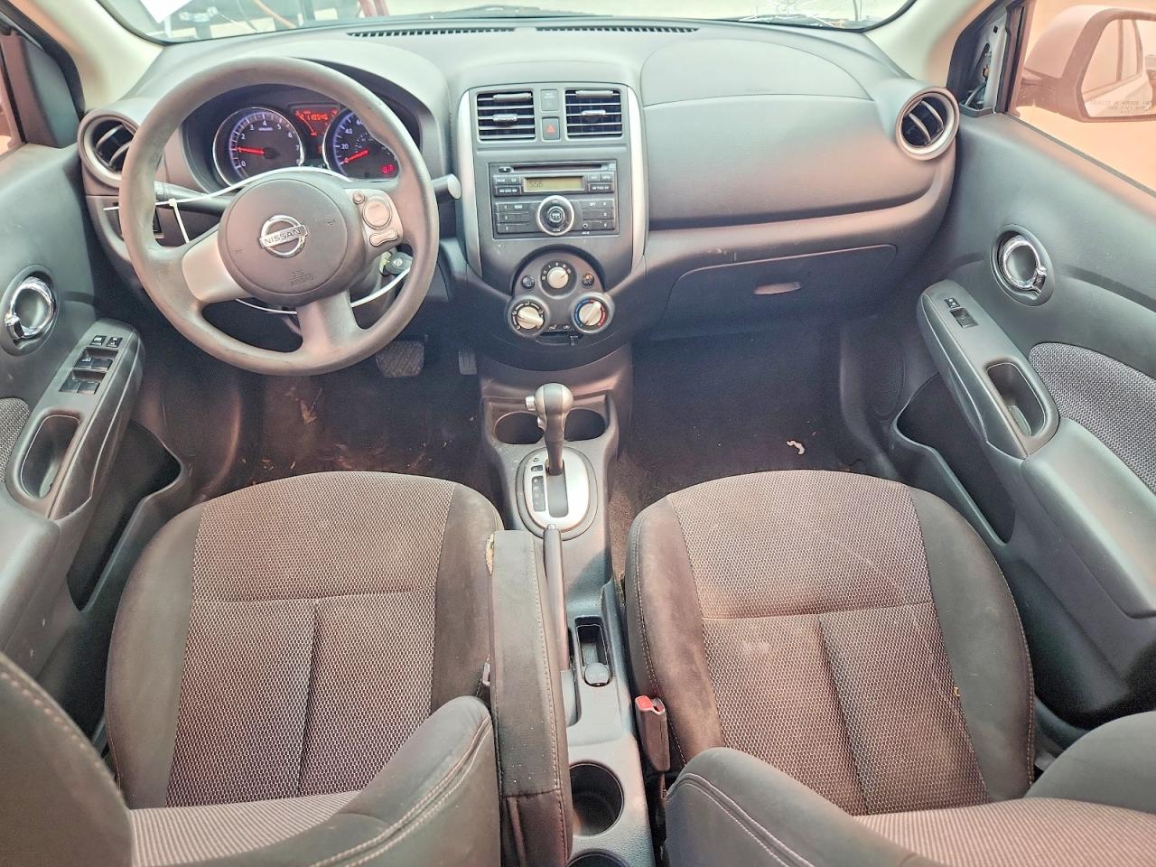 2014 Nissan Versa 1.6 Sv Серебряный vin: 3N1CN7AP3EL835770