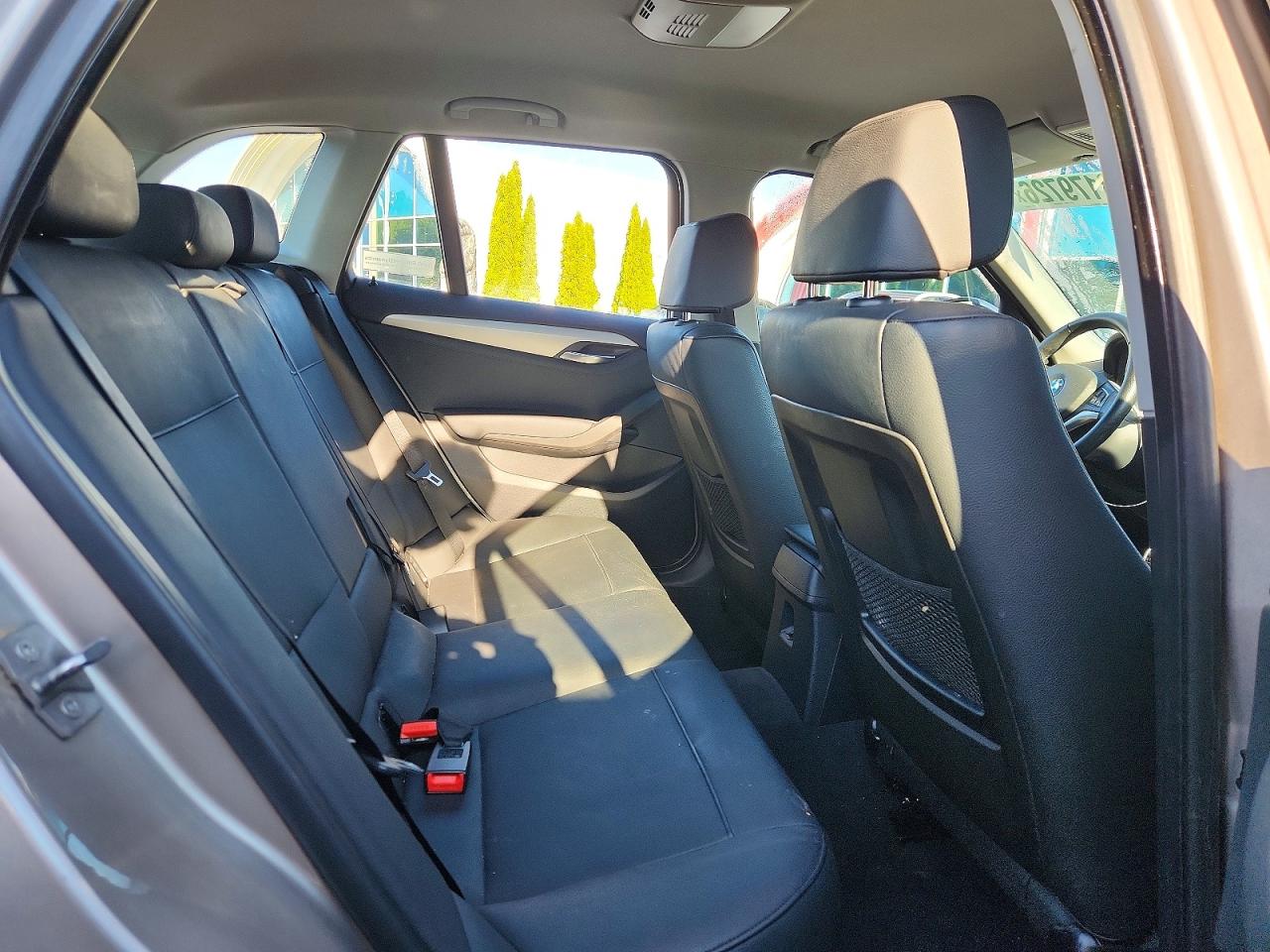 2013 Bmw X1 Xdrive28i Beige vin: WBAVL1C51DVR88342