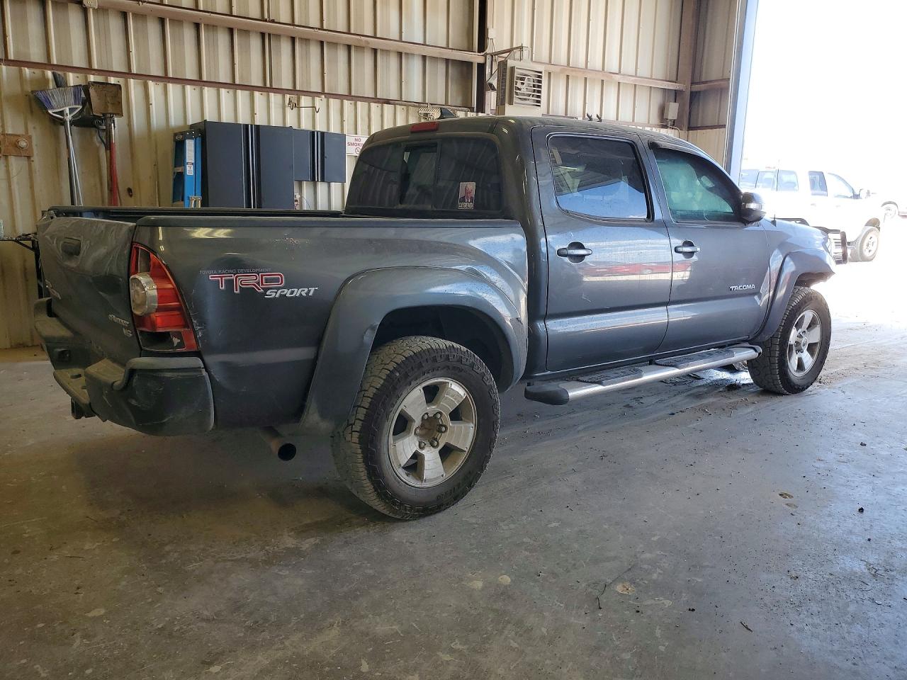 2013 Toyota Tacoma Double Cab Gray vin: 3TMJU4GN9DM147356