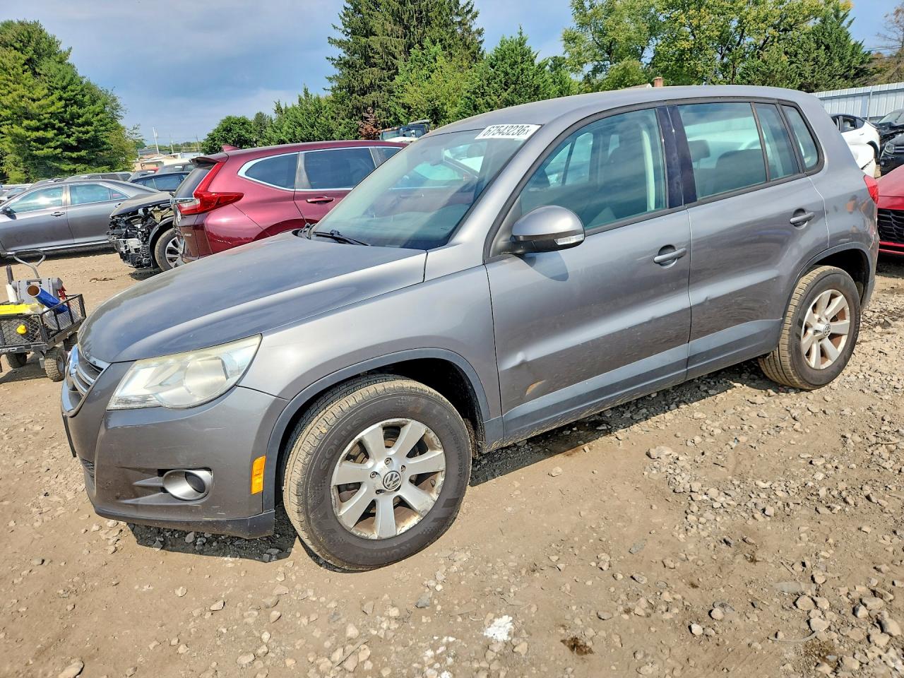 2010 Volkswagen Tiguan S Серебряный vin: WVGAV7AX6AW511832