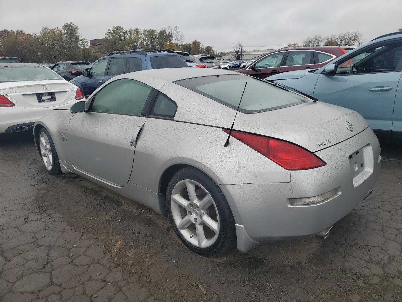 2003 Nissan 350z Coupe Серебряный vin: JN1AZ34E33T011923