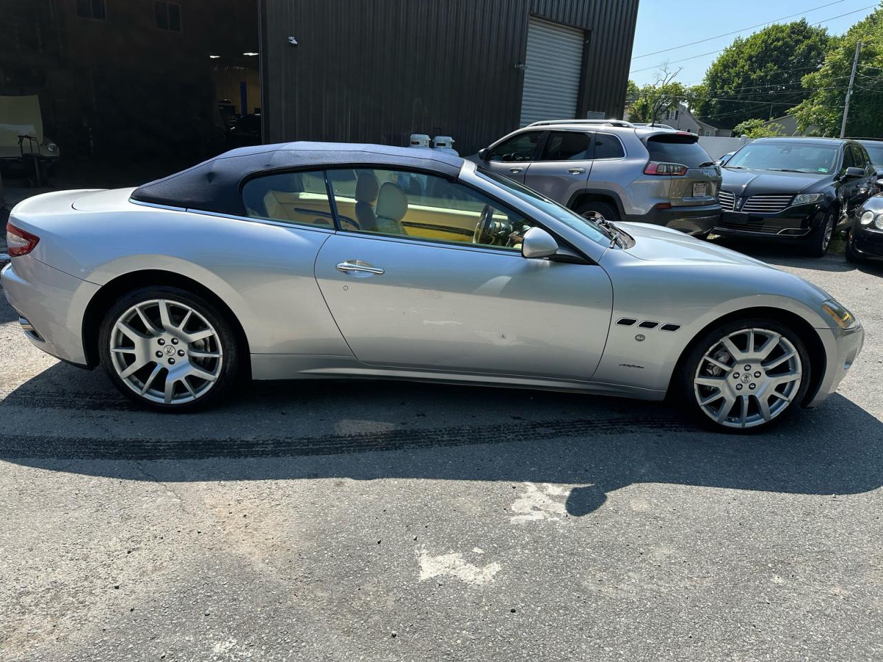 2010 Maserati Granturismo Gray vin: ZAM45KMA2A0051367