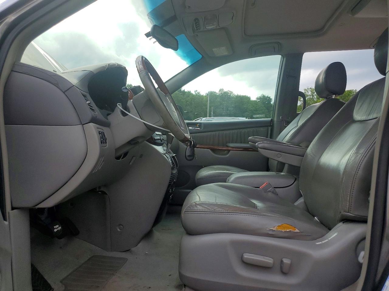 2004 Toyota Sienna Xle Limited 7 Passenger Gray vin: 5TDZA22C94S121040