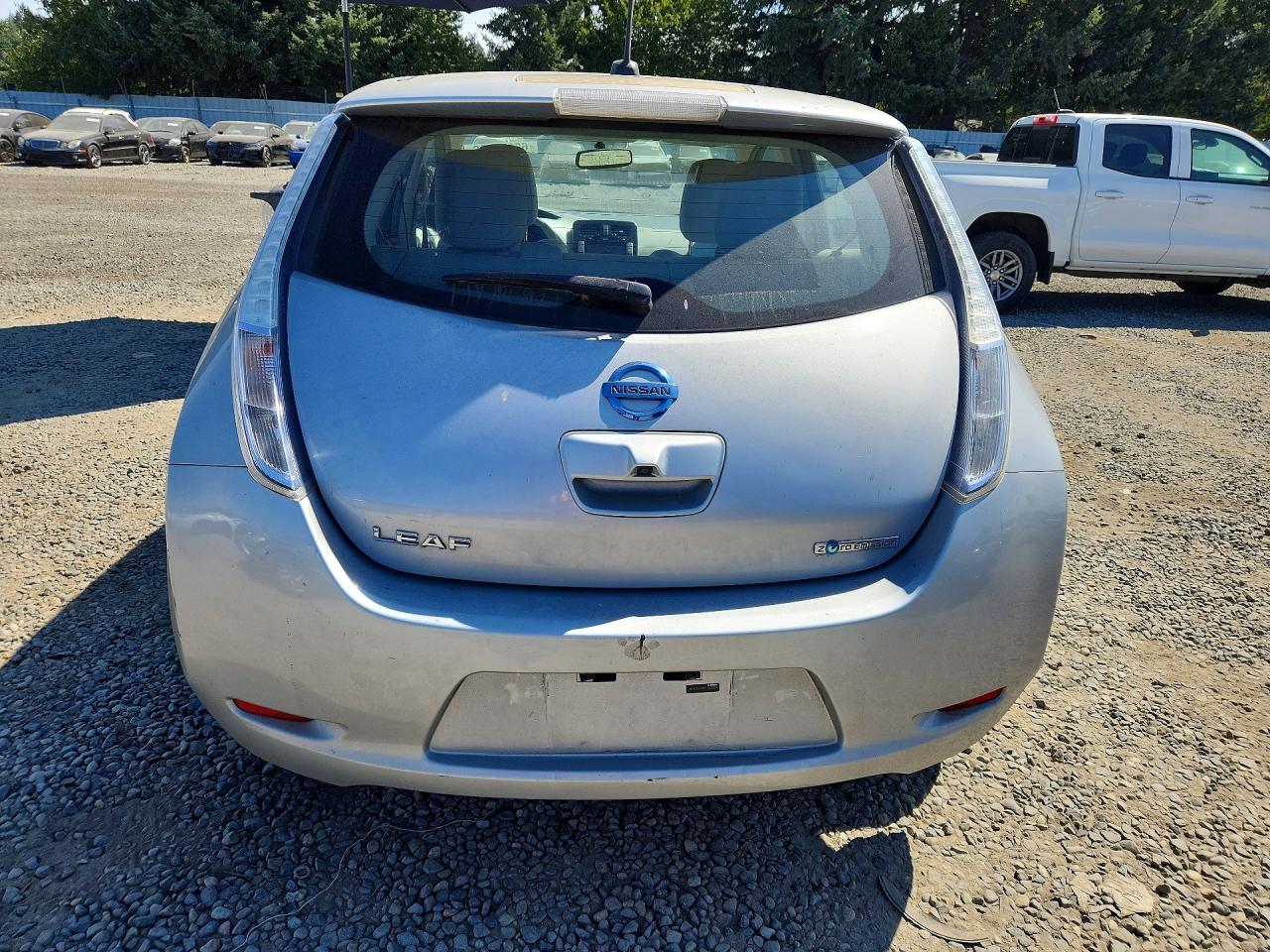 2011 Nissan Leaf Sv Silver vin: JN1AZ0CP4BT000834