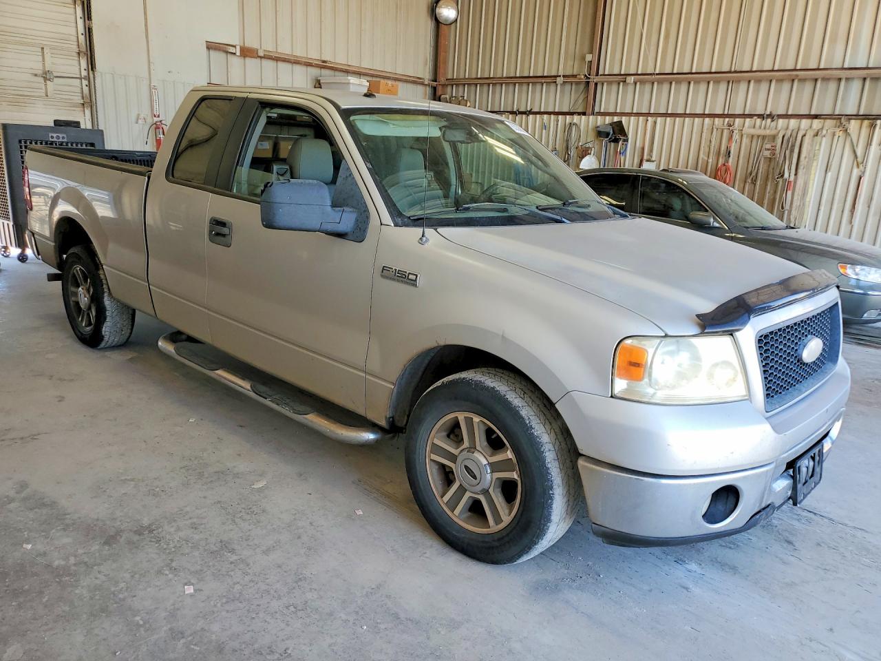 2006 Ford F150 Silver vin: 1FTPX12586NA26446