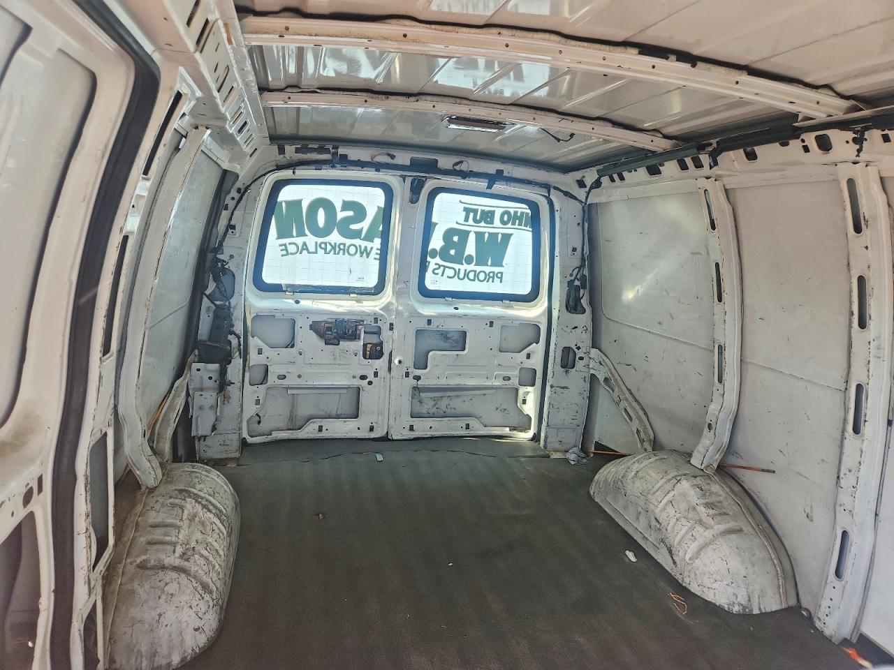 2007 Chevy Express G1500 Cargo ** Pri Fleet ** Белый vin: 1GCFG15X371149556