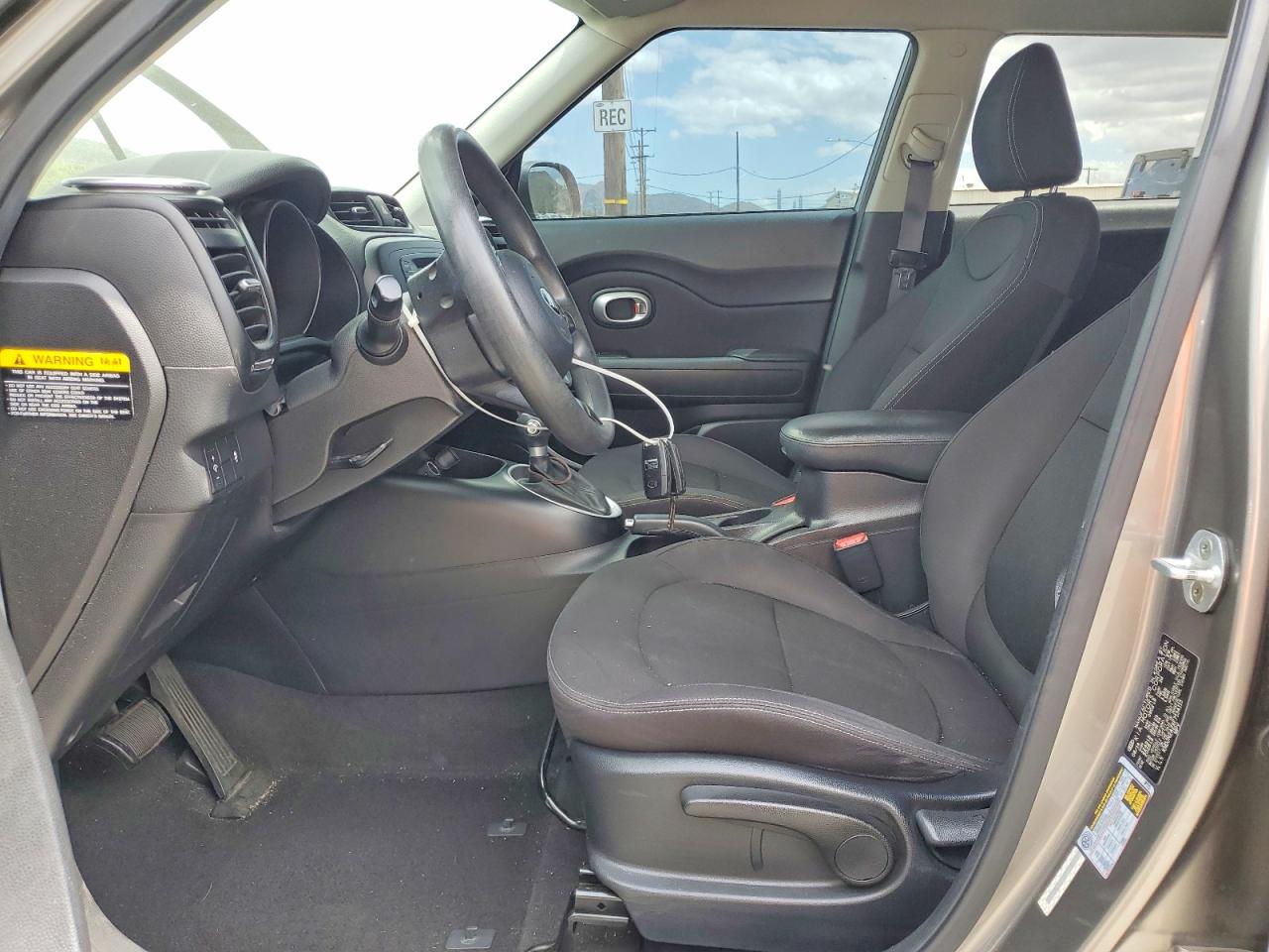 2015 Kia Soul Base Charcoal vin: KNDJN2A2XF7134113