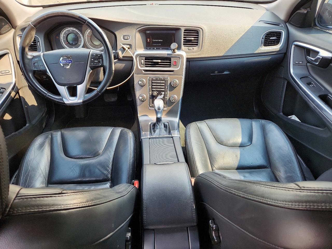 2013 Volvo S60 T5 Белый vin: YV1612FH2D2204738