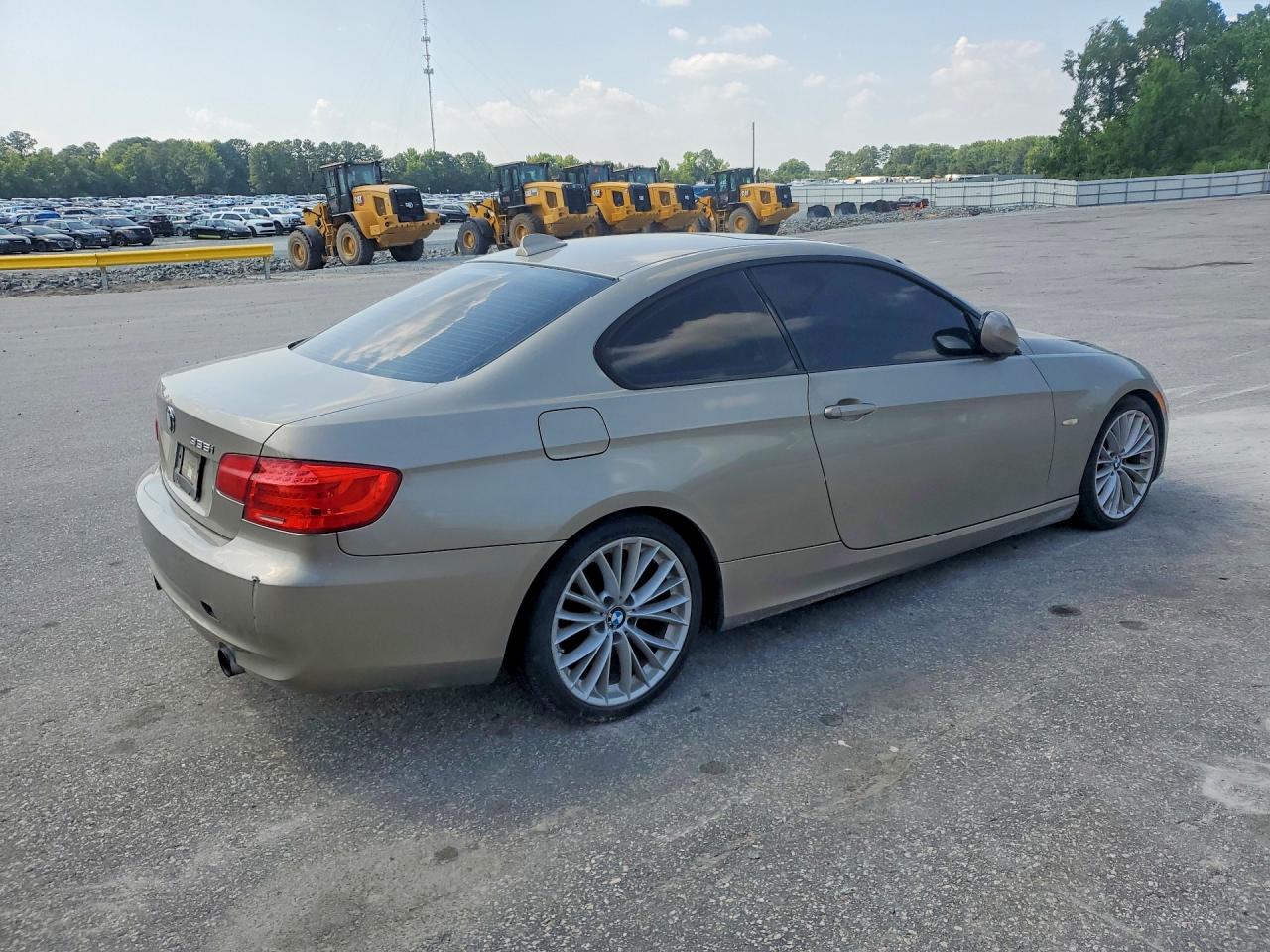 2011 Bmw 335 I Gold vin: WBAKG7C59BE264082