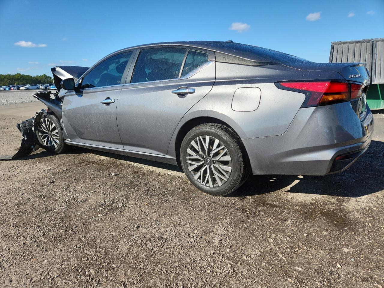 2024 Nissan Altima Sv Серый vin: 1N4BL4DV4RN355272 Damage: Left Front Door, Dent(S) W/No Paint Dmg, 3 To 4 Inches