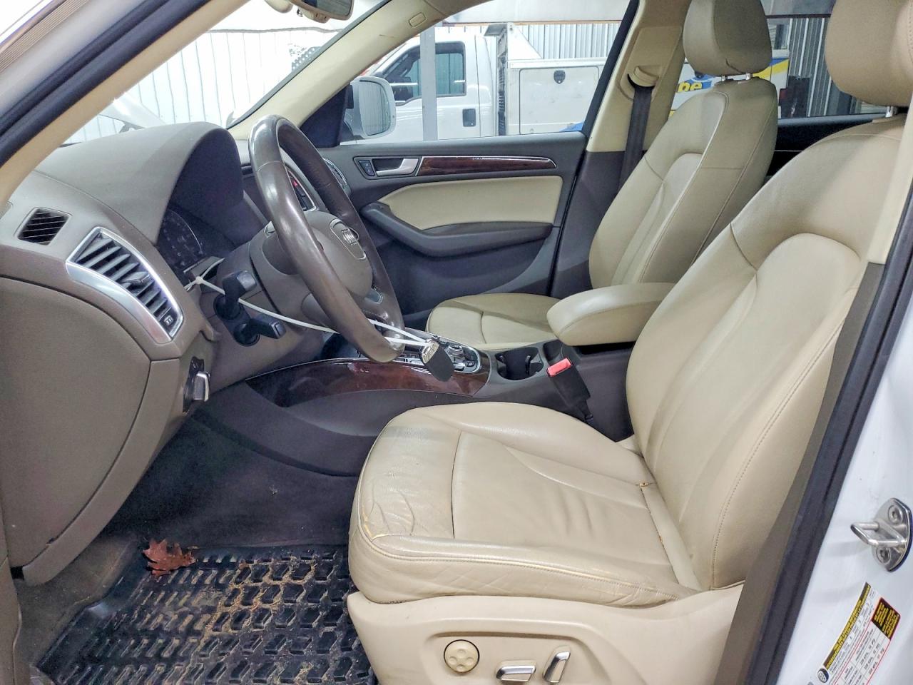 2015 Audi Q5 Premium Plus White vin: WA1LFAFP4FA063332