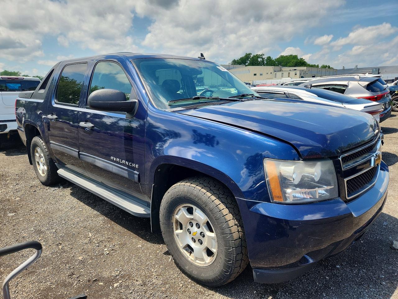 2010 Chevrolet Avalanche Ls Blue vin: 3GNVKEE02AG248826