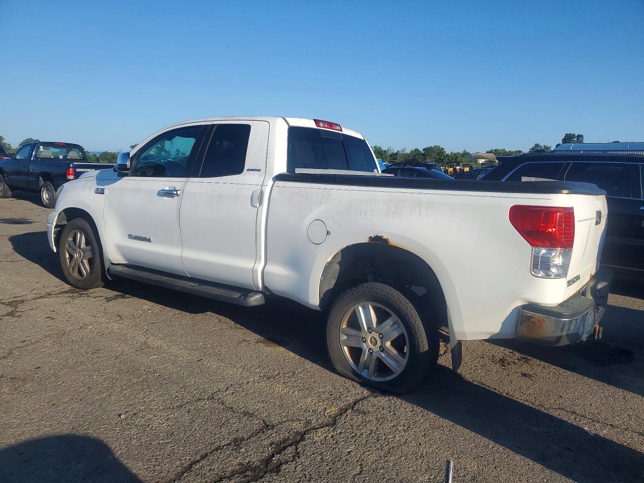 2010 Toyota Tundra Double Cab Limited White vin: 5TFBY5F16AX124121