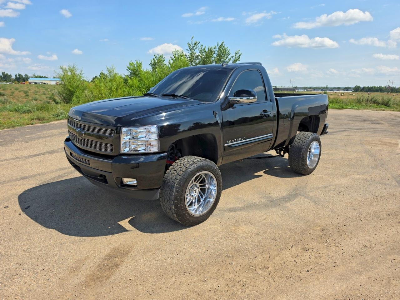 2007 Chevrolet Silverado K1500 Black vin: 1GCEK14007Z568223