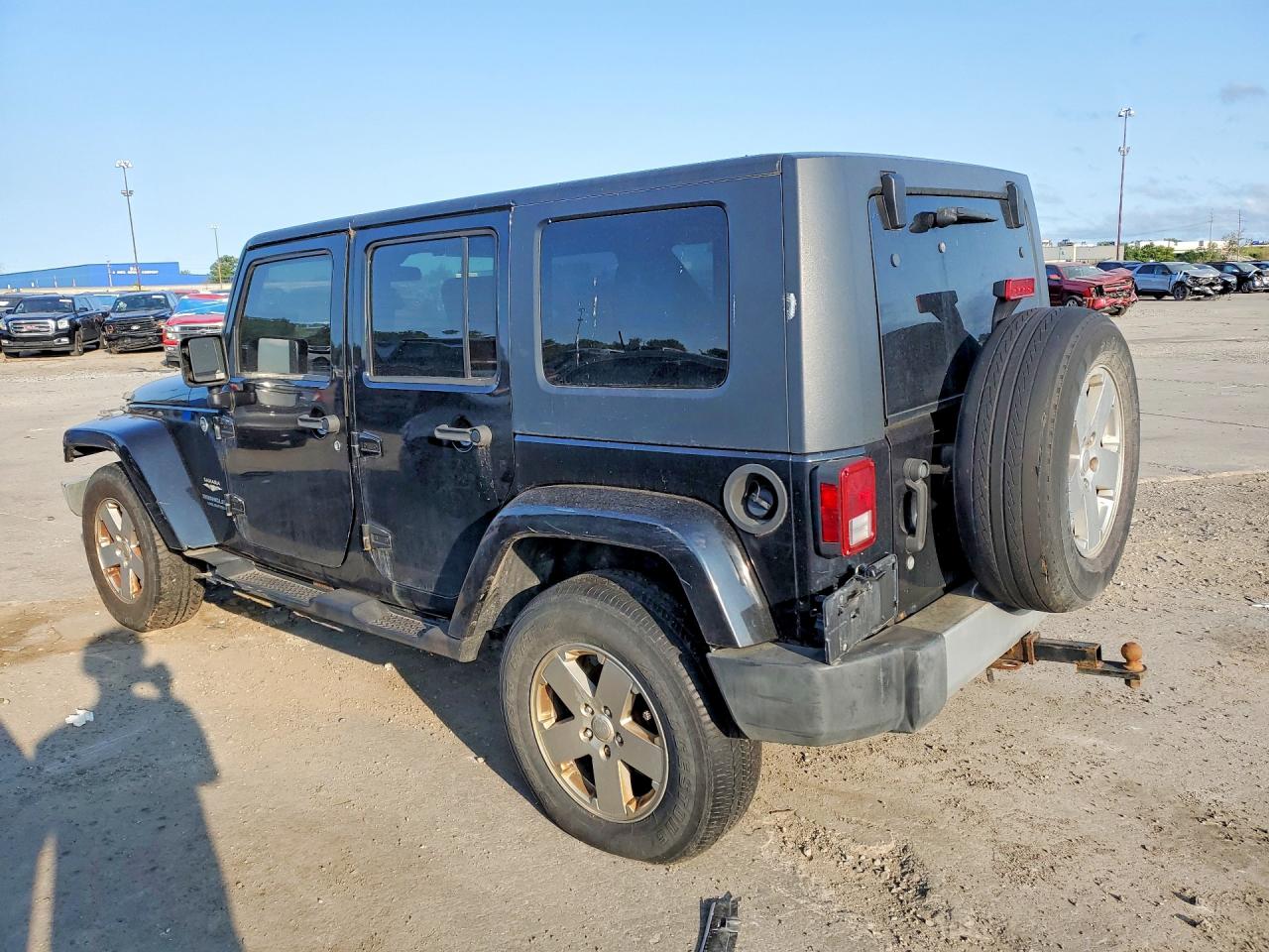 2008 Jeep Wrangler Unlimited Sahara Black vin: 1J4GA59108L552770