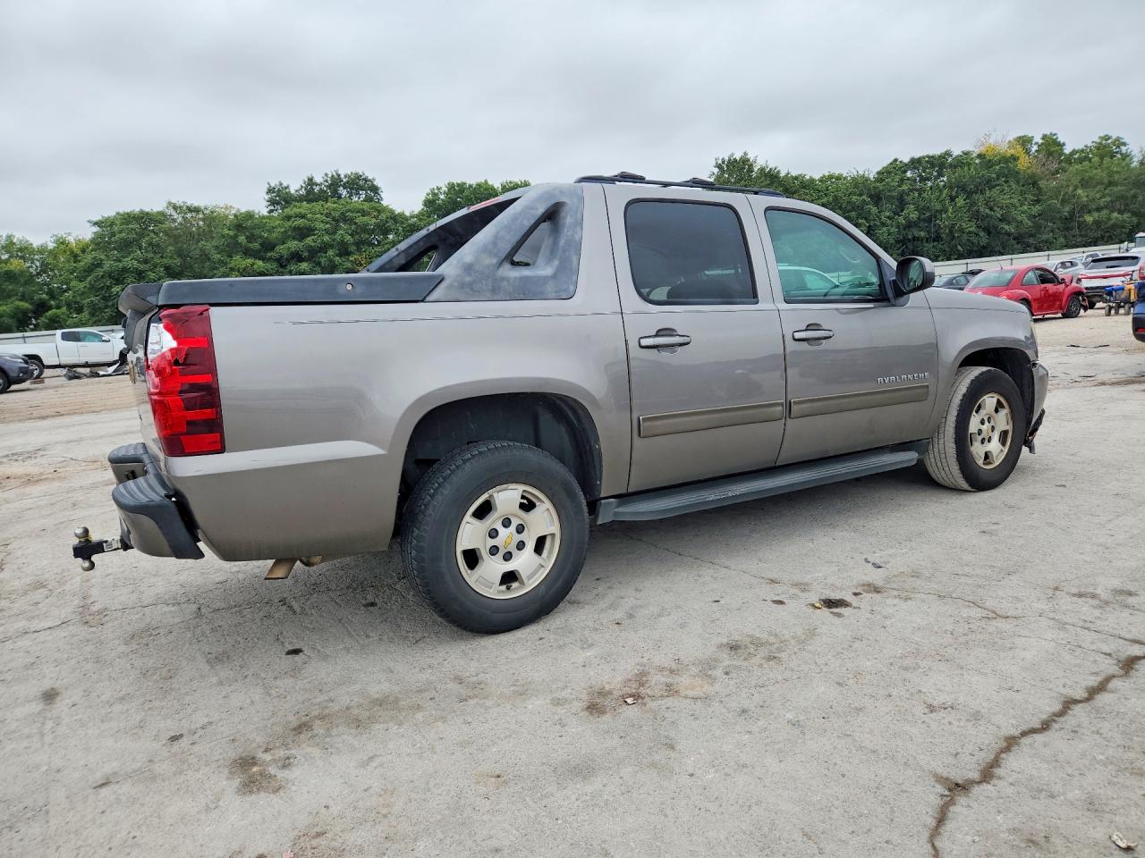2012 Chevrolet Avalanche Ls Tan vin: 3GNMCEE00CG239022