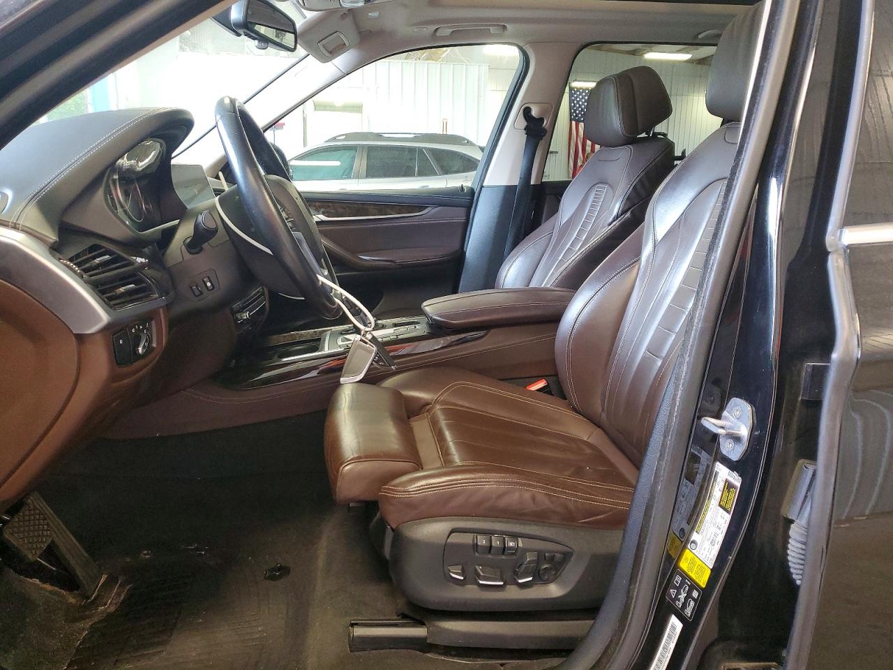 2015 Bmw X5 Xdrive35i Черный vin: 5UXKR0C51F0P13776