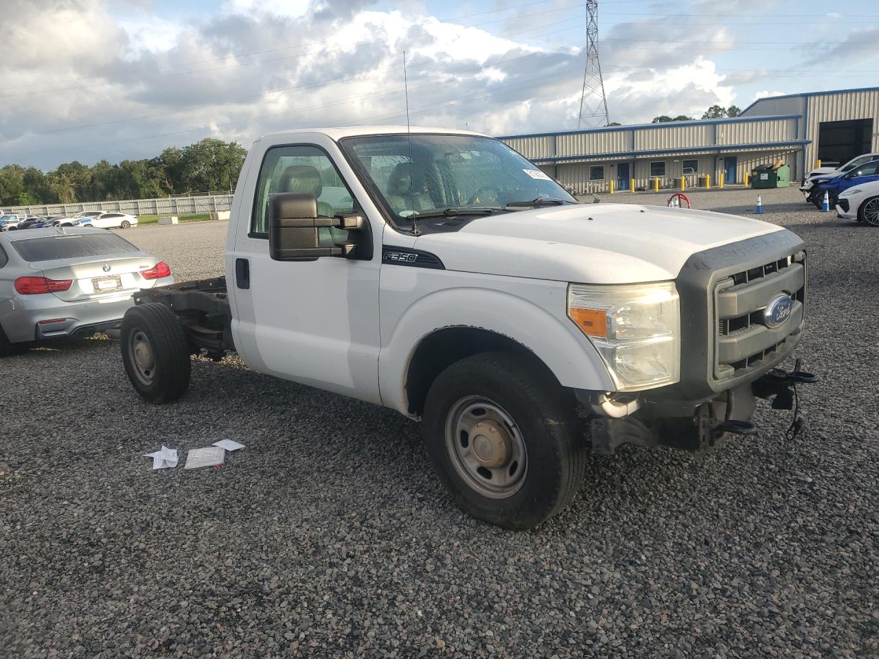 2015 Ford F350 Super Duty White vin: 1FTBF3A62FEA29331