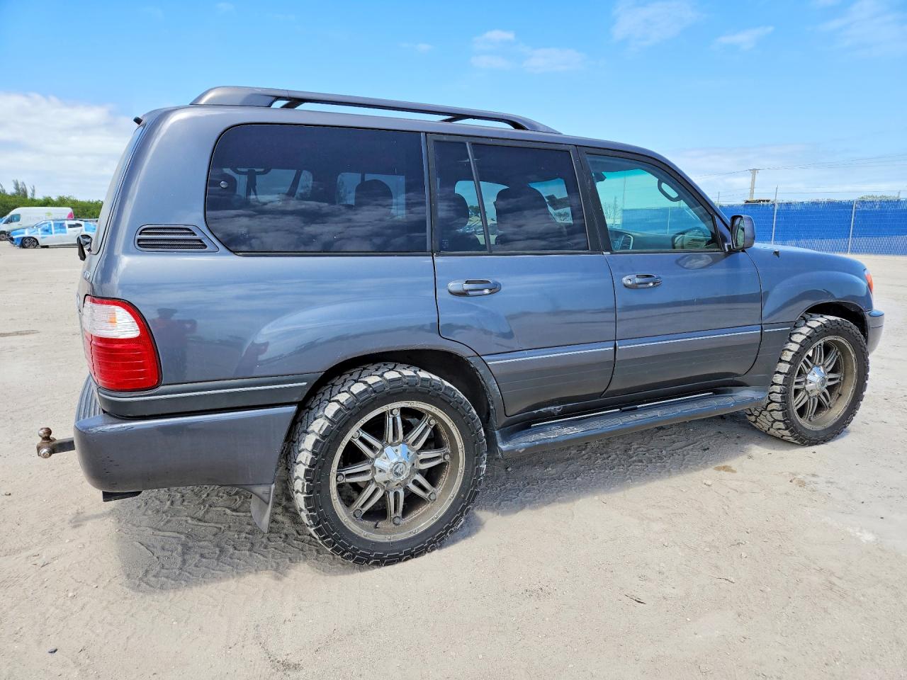 2005 Lexus Lx 470 Gray vin: JTJHT00W453549086