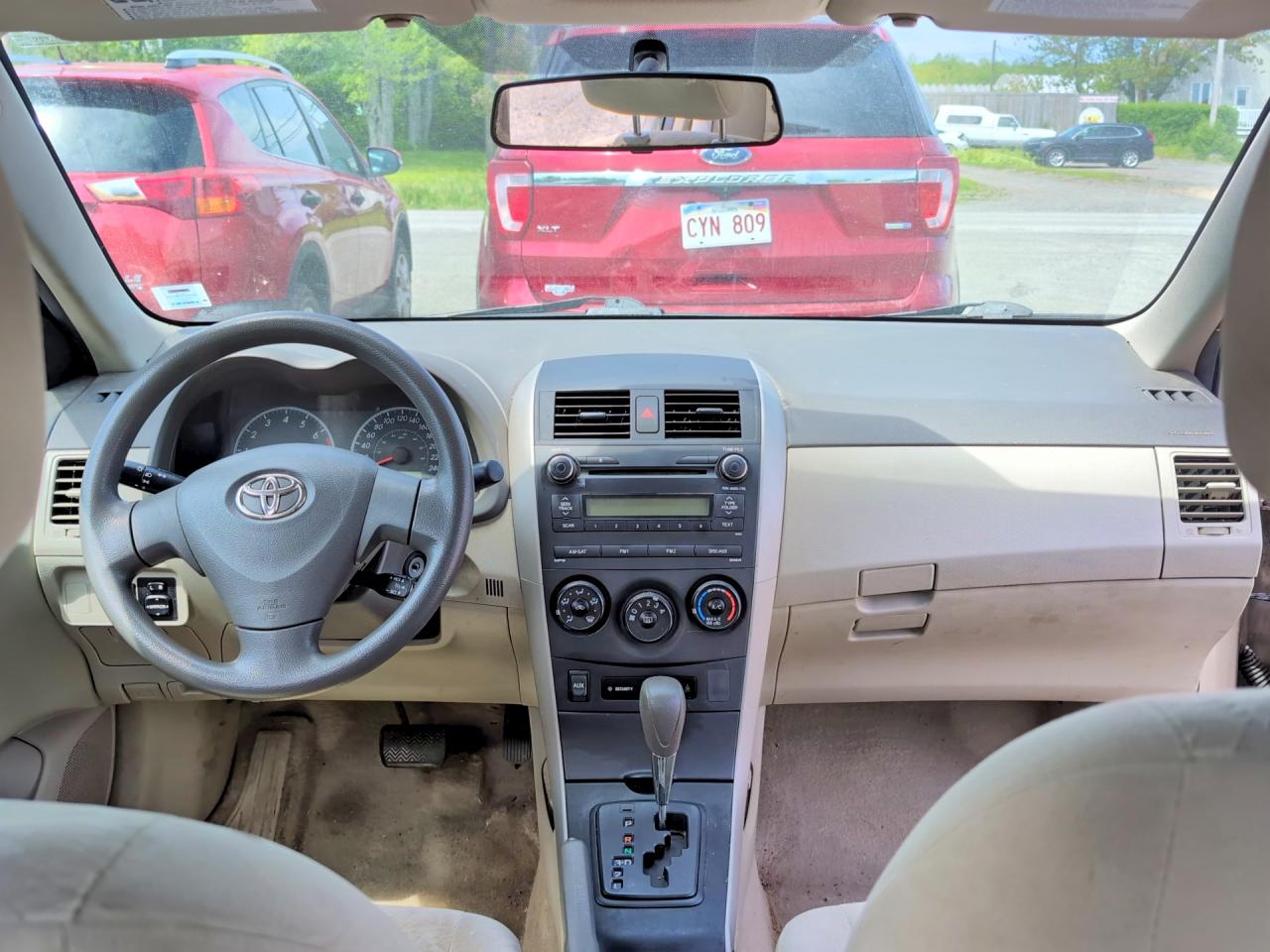 2010 Toyota Corolla Base Gold vin: 2T1BU4EE5AC210075