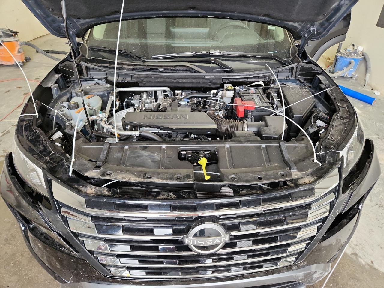2026 Nissan Rogue Sl Черный vin: 5N1BT3CB1TC791233 Damage: Radiator, Broken, Replacement Required